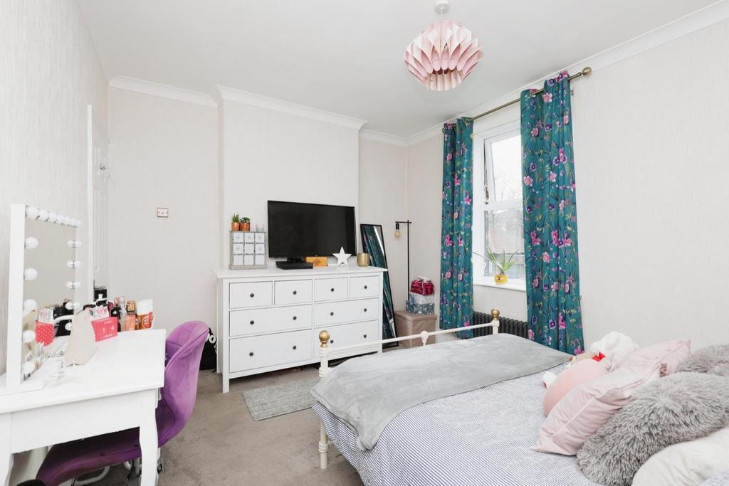 8g9 BEDROOM NO.1a8716.jpg