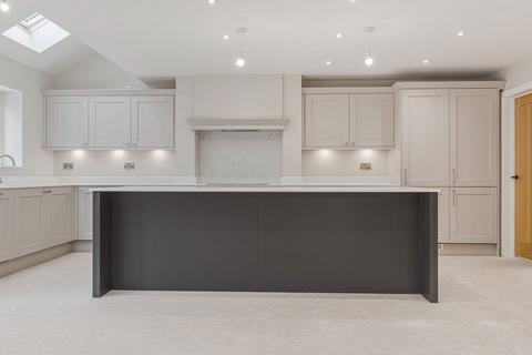 undefined, 123 Dickens Heath Road, Solihull B90