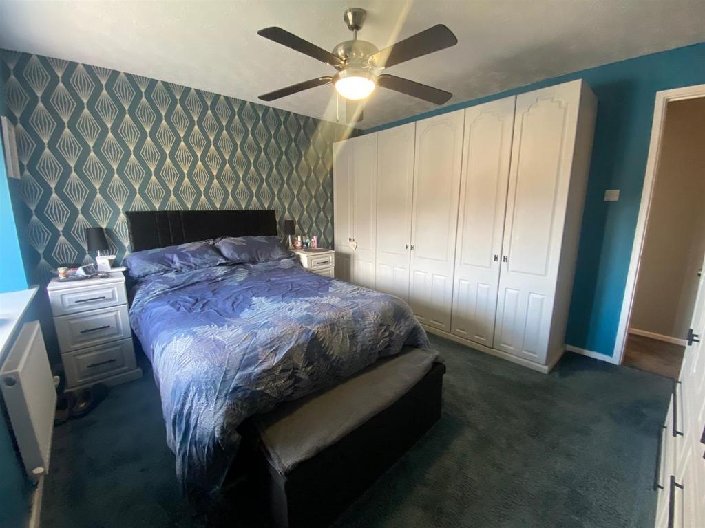 MASTER BEDROOM 1.jpg