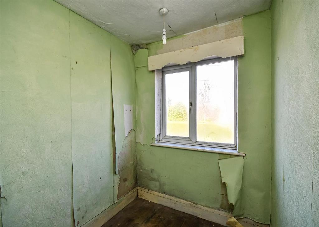 22 Common Road - Bedroom 3.jpg