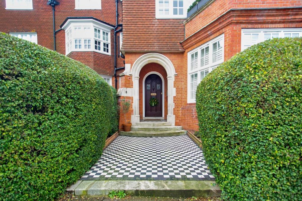 83274 Flat 1 8 Grand (2).jpg