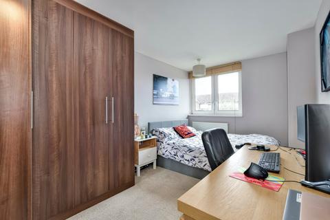 104 Chiltern Heights, Amersham, HP7 9RX