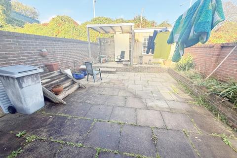 1 bedroom bedsit to rent, Portland Road, Hove BN3
