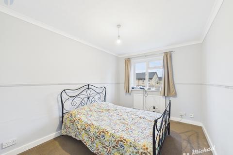 23 Fletcher Close, Aylesbury, HP19 9UB