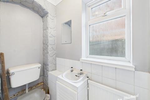 23 Fletcher Close, Aylesbury, HP19 9UB