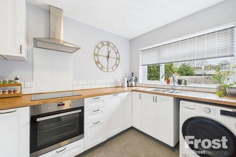 5 Bideford Close, Feltham, TW13 5PG