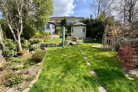 10 Amherst Close, Orpington, BR5 2HH