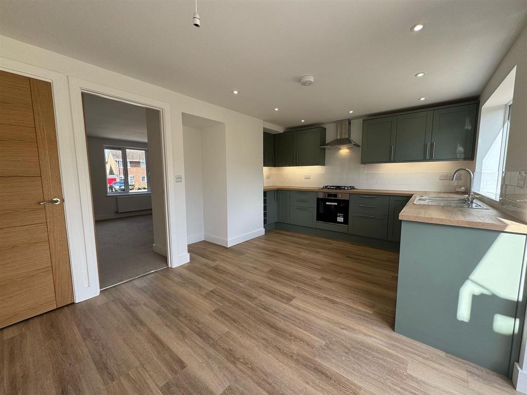Dining kitchen