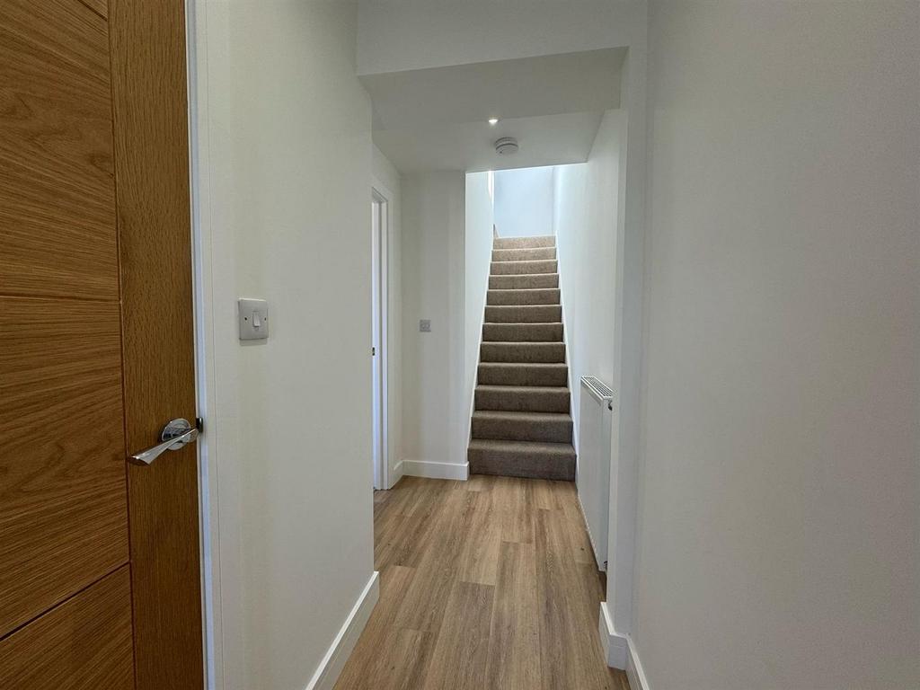 Extended entrance hallway