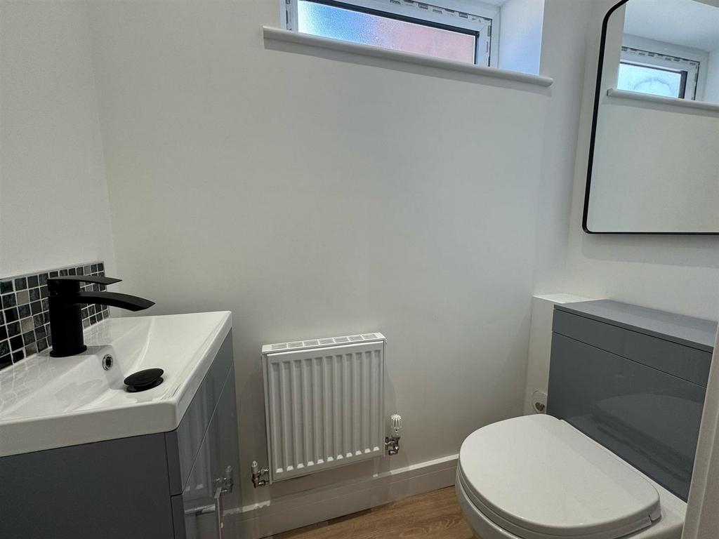 Cloakroom wc