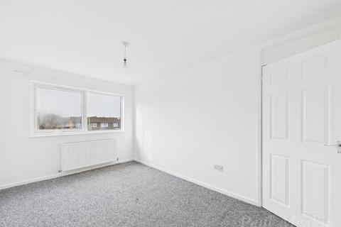 51 Bygrove, New Addington, Croydon, CR0 9DG