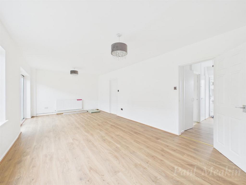 Living/Dining Room