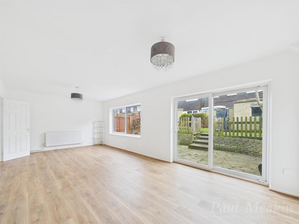 Living/Dining Room