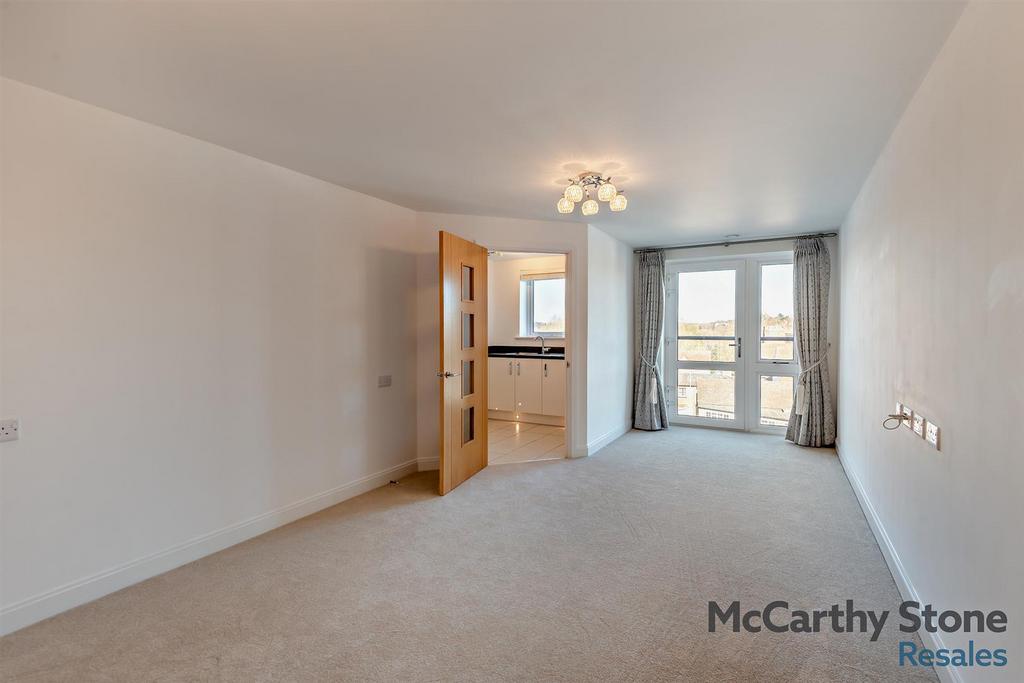 8639828-interior02-800.jpg