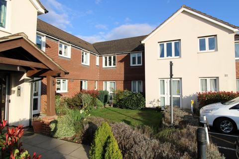 undefined, Potters Court, Potters Bar