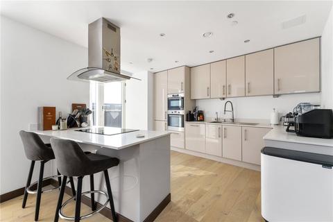 Flat 609, 4 Station Square, Cambridge, CB1 2GE