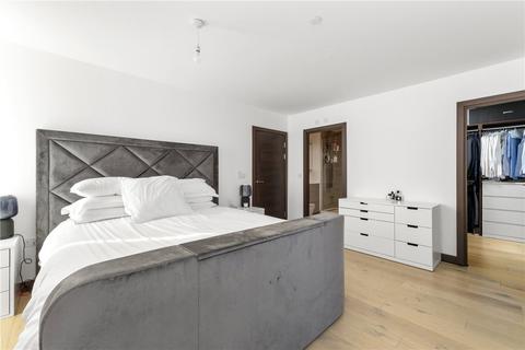 Flat 609, 4 Station Square, Cambridge, CB1 2GE