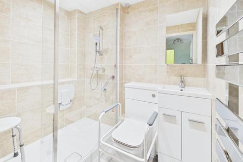 1 bedroom retirement property for sale, Hillstead Court, Basingstoke, RG21