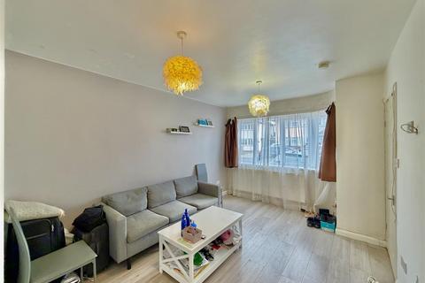 3 bedroom semi-detached house to rent, Longford Avenue, Feltham TW14
