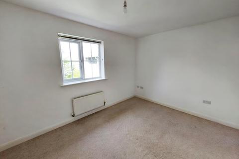 25 Feversham Close, Eccles, Manchester, M30 9EU