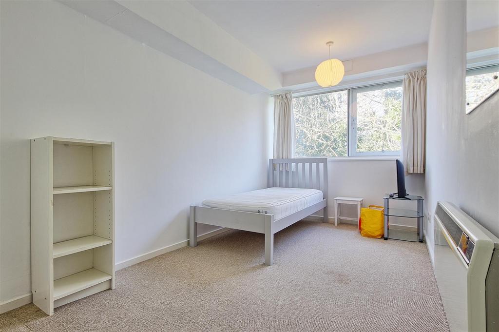 Bedroom 2.jpg