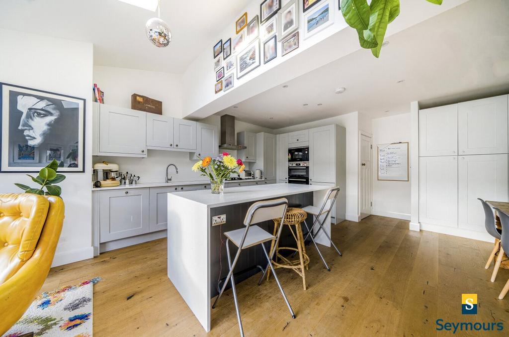 Kitchen Island