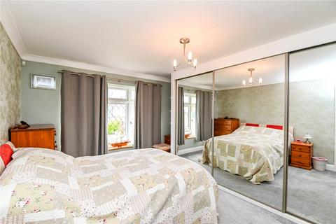 37 Barton Croft, Barton On Sea, New Milton, BH25 7BT