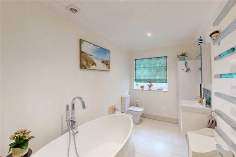 37 Barton Croft, Barton On Sea, New Milton, BH25 7BT