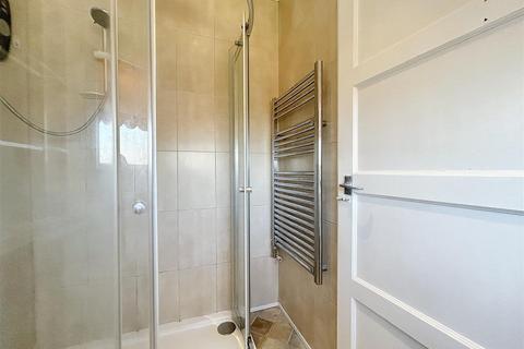 2 bedroom detached bungalow to rent, 78 Bickerstaffes Road, Towecster