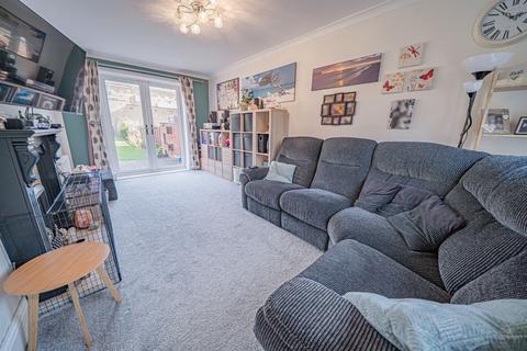 16 Arbury Hall Road, Shirley, Solihull, B90 4PY