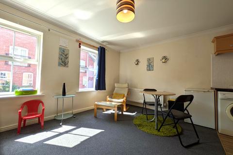 2 bedroom apartment to rent, Archers Walk, Lymevale View, Trent Vale, ST4