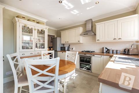 36 Shaftesbury Road, Romford, RM1 2QJ