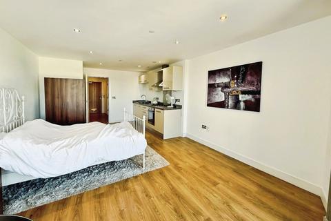 1 bedroom flat to rent, Echo Central Two, Cross Green Lane, Leeds, West Yorkshire, LS9