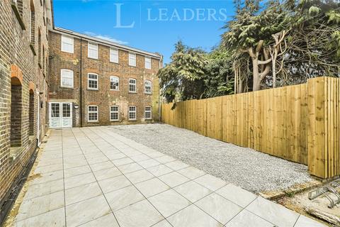 1 bedroom apartment for sale, Baltic Road, Tonbridge, Kent