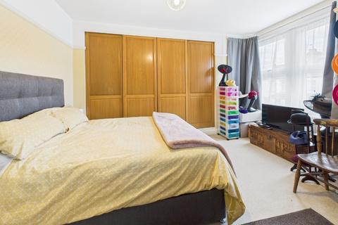 7 Mosslea Road, Bromley, BR2 9PS