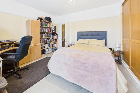 7 Mosslea Road, Bromley, BR2 9PS