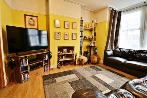 7 Mosslea Road, Bromley, BR2 9PS