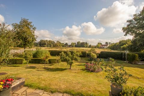 3 bedroom detached bungalow for sale, Rectory Close, Roydon