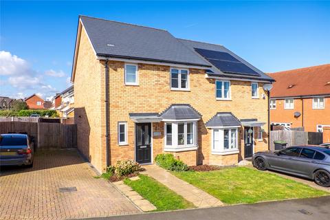 32 Hays Road, Gravesend, DA12 2FF
