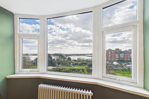 2 bedroom apartment for sale, Northumberland Terrace, Tynemouth