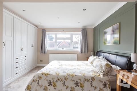 34 Great Nelmes Chase, Hornchurch, RM11 2PT