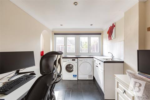 34 Great Nelmes Chase, Hornchurch, RM11 2PT