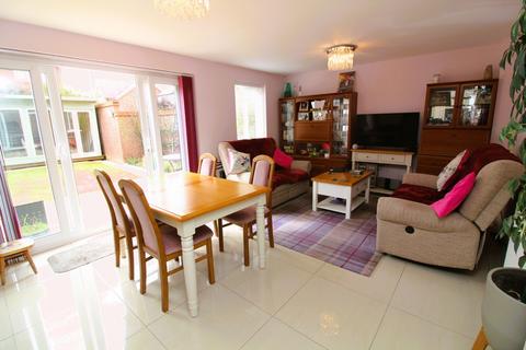 4 bedroom detached house for sale, Bransby Way, Bridgwater TA6