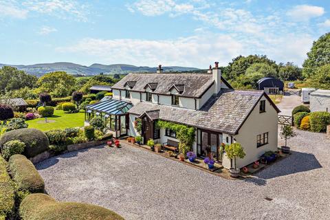 4 bedroom equestrian property for sale, Rhosesmor, Mold, Flintshire