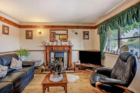 4 bedroom equestrian property for sale, Rhosesmor, Mold, Flintshire