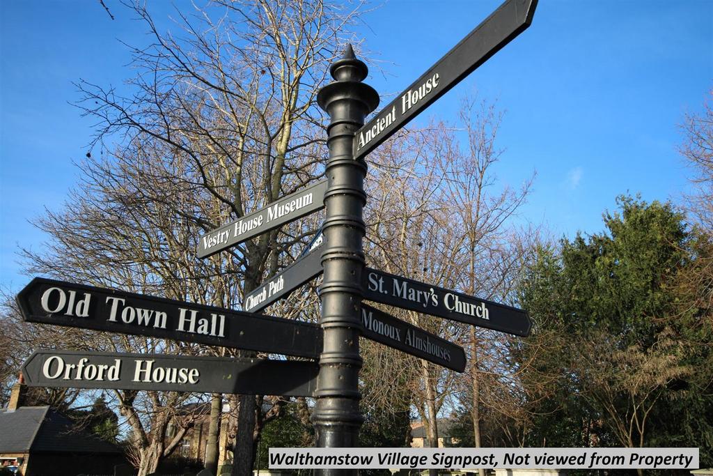 Village signpost 2.jpg