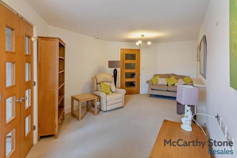 1 bedroom apartment for sale, Claridge House, Church Street, Littlehampton
