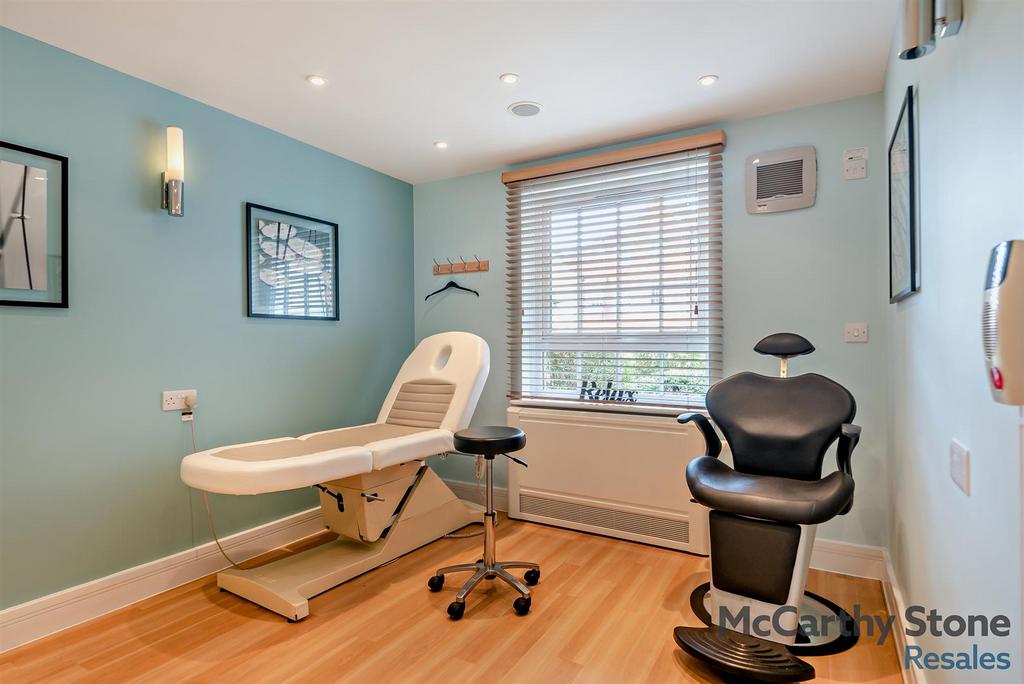 8661850-interior16-800.jpg