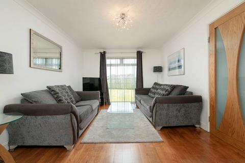 39 Cleekim Drive, Edinburgh, EH15 3QP