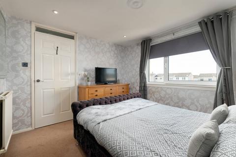 39 Cleekim Drive, Edinburgh, EH15 3QP